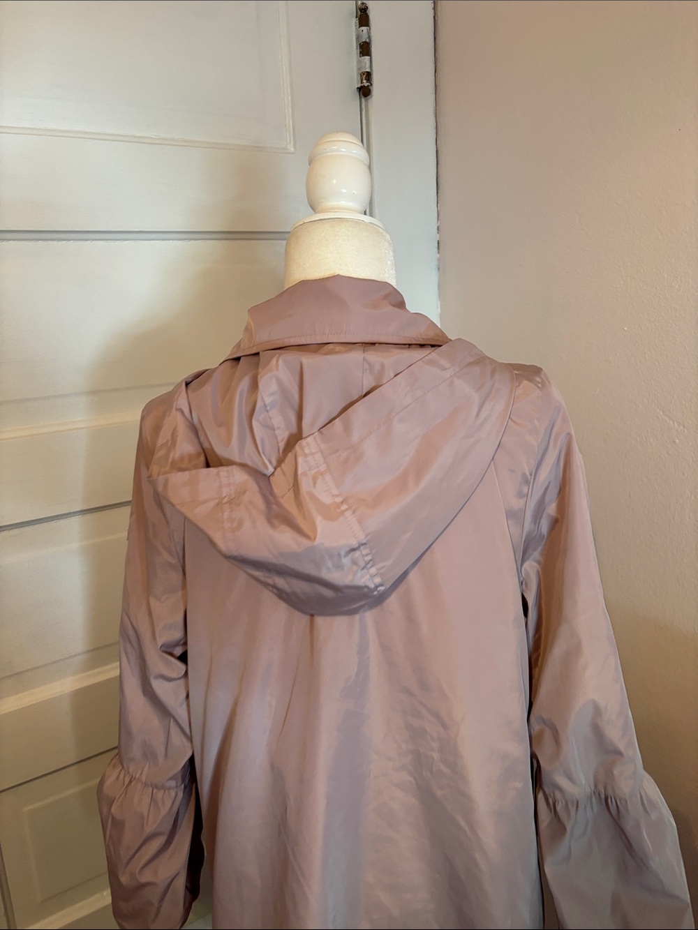 Via Spiga Pale Pink Rain Coat with Balloon Sleeves - Picture 11 of 14